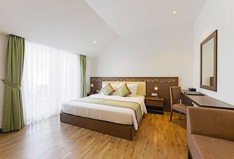 سوئیت با چشمانداز رودخانه, Ben Tre Riverside Resort