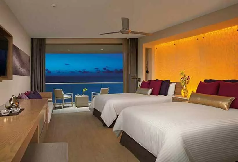 オーシャンビュージュニアスイート, Breathless Riviera Cancun Resort & Spa   Adults Only   All Inclusive