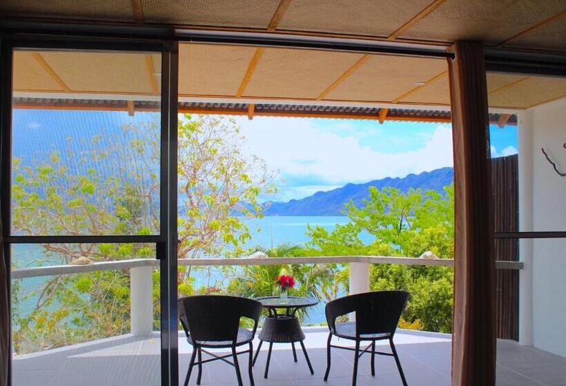 اتاق سوپریور با چشم‌انداز دریا, Chindonan Dive And Beach Resort