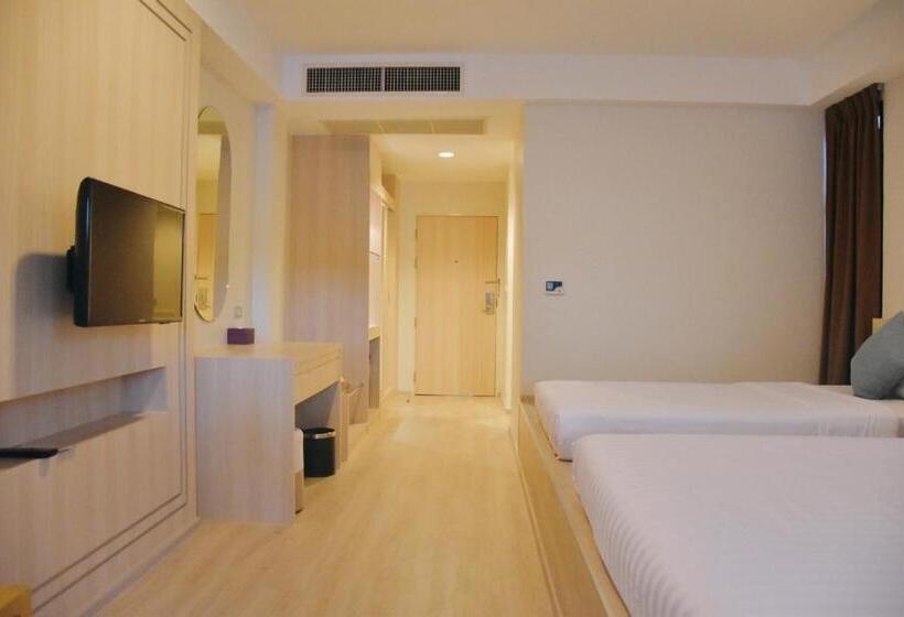 디럭스 룸 킹사이즈 침대, Bangsaen Heritage