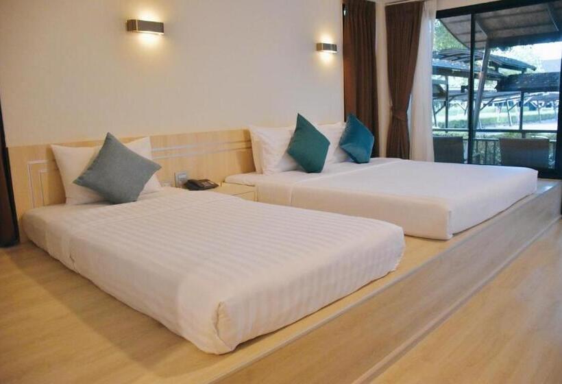 디럭스 룸 킹사이즈 침대, Bangsaen Heritage