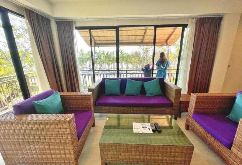 주니어 스위트, Bangsaen Heritage