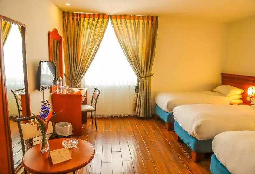 اتاق استاندارد سه نفره, City Inn Palace