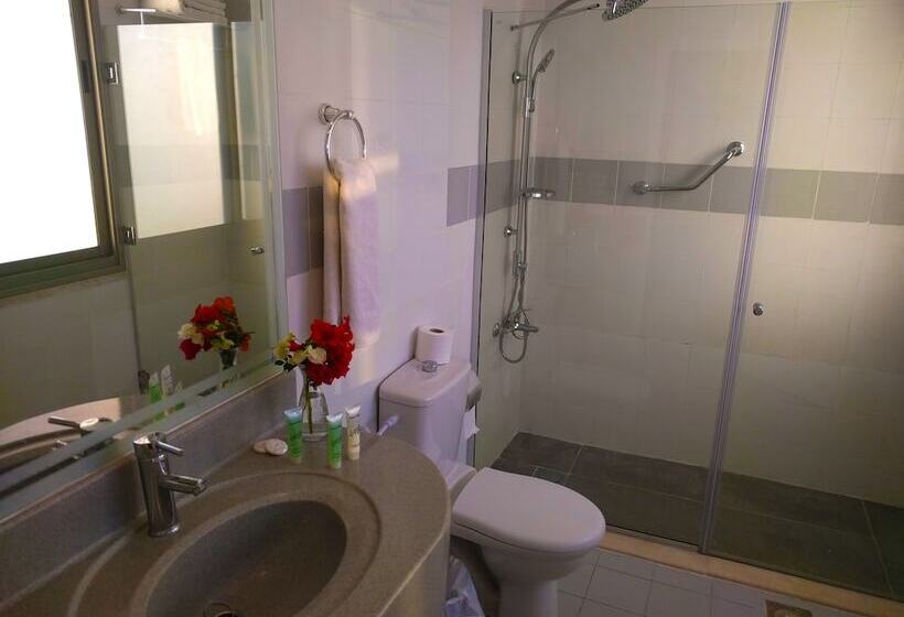 اتاق لوکس, City Inn Palace