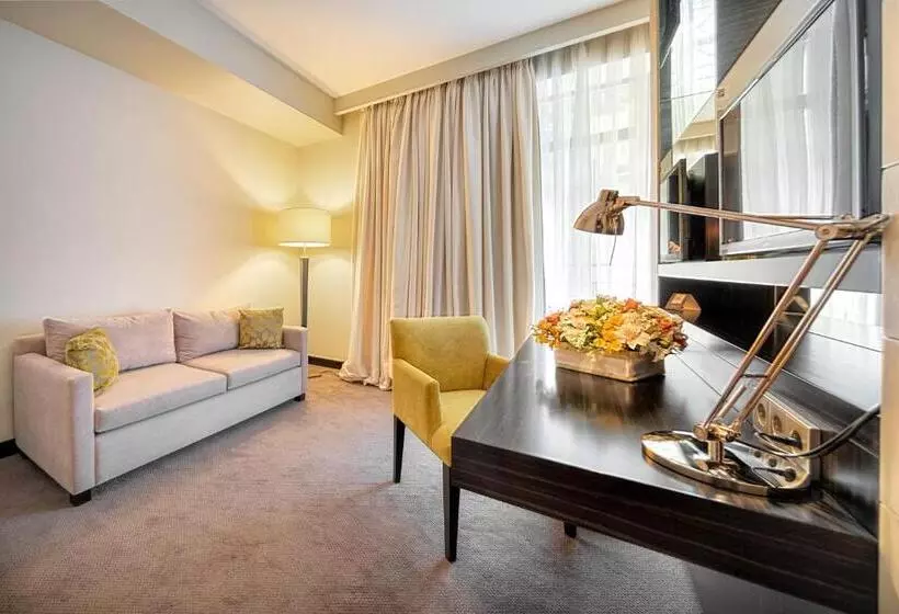 اتاق پرمیوم, Crowne Plaza   Borjomi, An Ihg