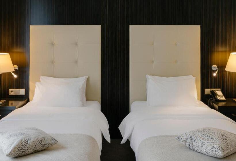 اتاق استاندارد, Crowne Plaza   Borjomi, An Ihg