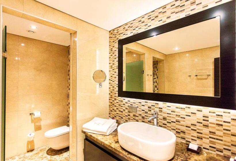 اتاق پرمیوم, Crowne Plaza   Borjomi, An Ihg