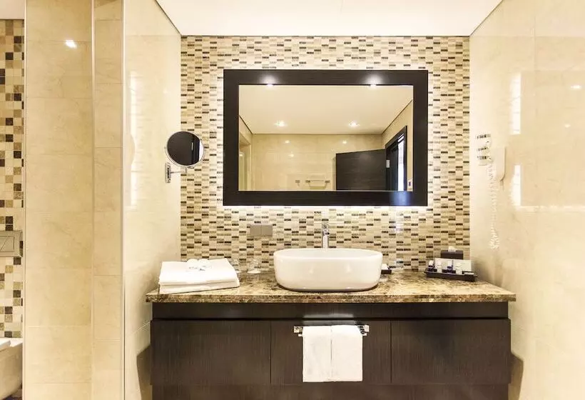 اتاق استاندارد, Crowne Plaza   Borjomi, An Ihg
