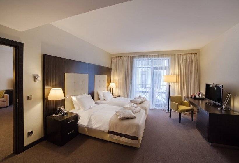 سوئیت 2 خوابه, Crowne Plaza   Borjomi, An Ihg