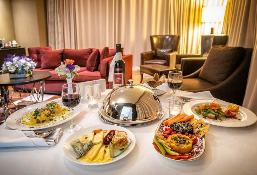 Junior suite with river view, Crowne Plaza   Borjomi, An Ihg