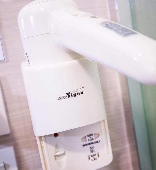 اتاق استاندارد یک نفره, Joyous Guest House