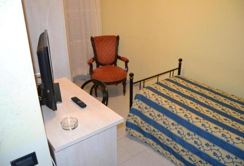 חדר סופריור יחיד, Le Macine