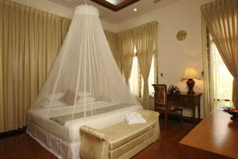 سوییت, The Hotel Myat Taw Win
