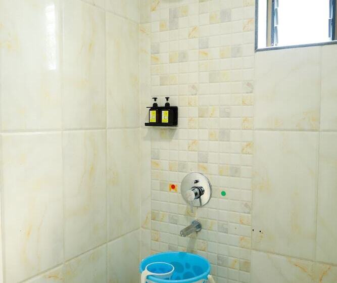 Camera Executive, Sai Bansi