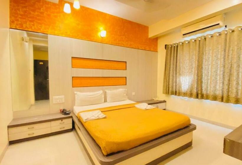 Deluxe Kamer, Sai Gurusthan