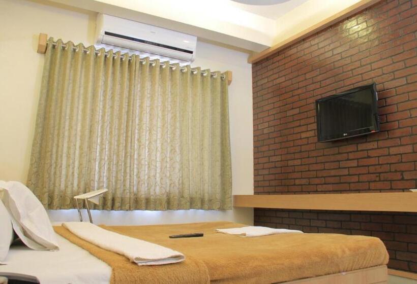Deluxe Kamer, Sai Gurusthan