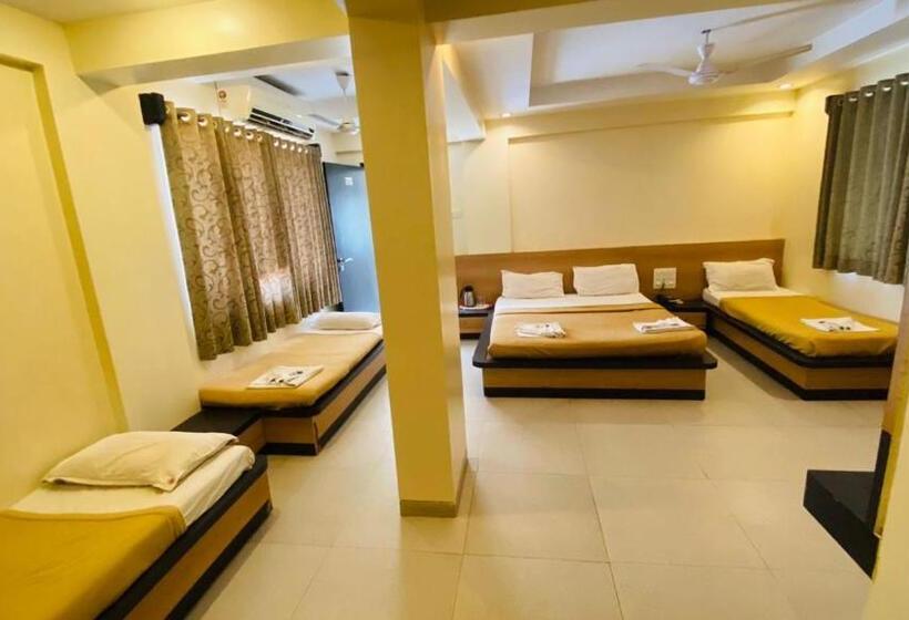 Deluxe Kamer, Sai Gurusthan