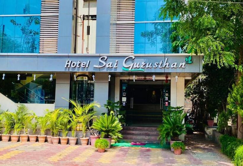 Deluxe Kamer, Sai Gurusthan