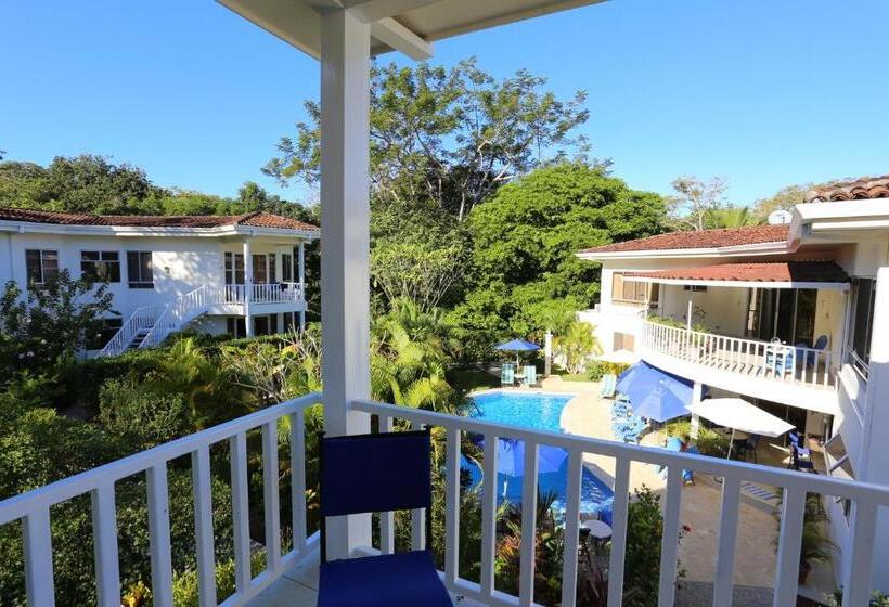 חדר דחוקס עם מיטת קינג, The Hideaway