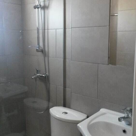 스탠다드 스튜디오, Pavlinia Hotel Apartments