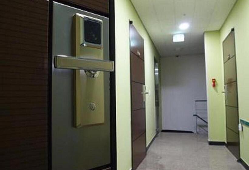 Cameră Single Basic, Cheonggye Haus