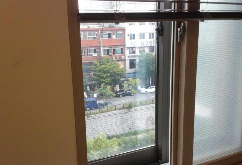 Cameră Single Basic, Cheonggye Haus