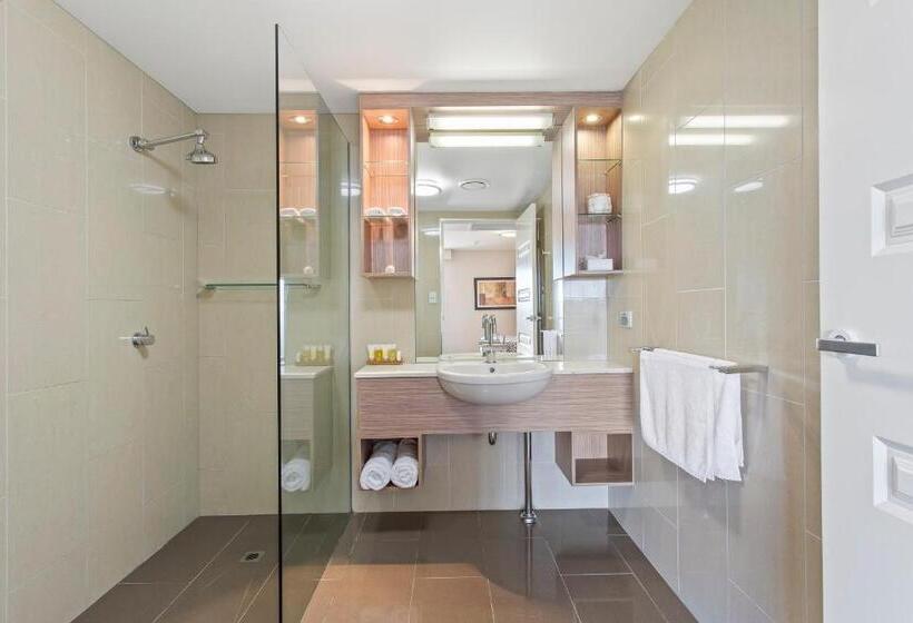 استودیوی استاندارد, Cbd Executive Apartments