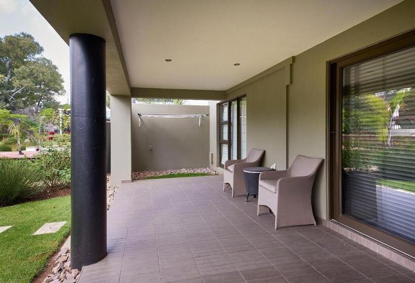 Апартаменты 1 Спальня Вид на Сад, Dynasty Forest Sandown Serviced Apartments & Self Catering
