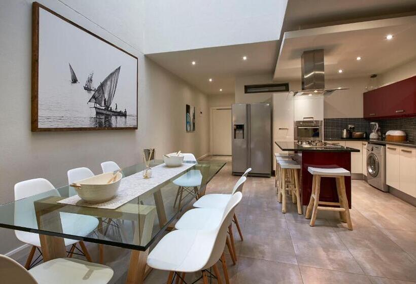 آپارتمان لوکس 2 خوابه, Dynasty Forest Sandown Serviced Apartments & Self Catering