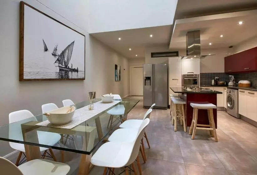 ２ベッドルームデラックスアパートメント, Dynasty Forest Sandown Serviced Apartments & Self Catering
