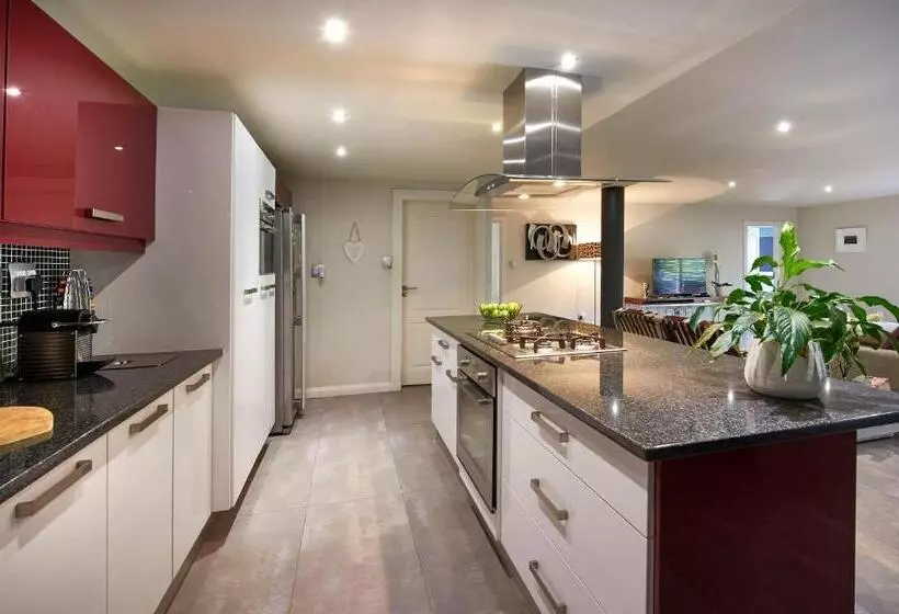 ２ベッドルームのエクゼクティブアパートメント, Dynasty Forest Sandown Serviced Apartments & Self Catering