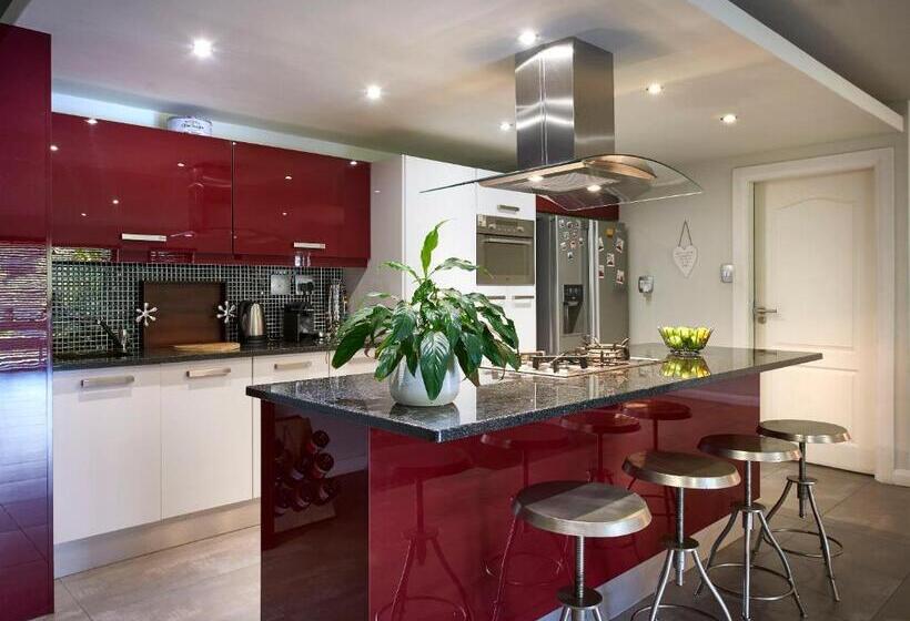 آپارتمان مدیریتی 2 خوابه, Dynasty Forest Sandown Serviced Apartments & Self Catering