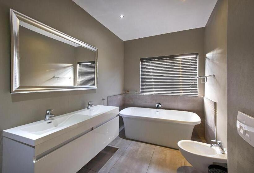 ویلای 4 خوابه, Dynasty Forest Sandown Serviced Apartments & Self Catering