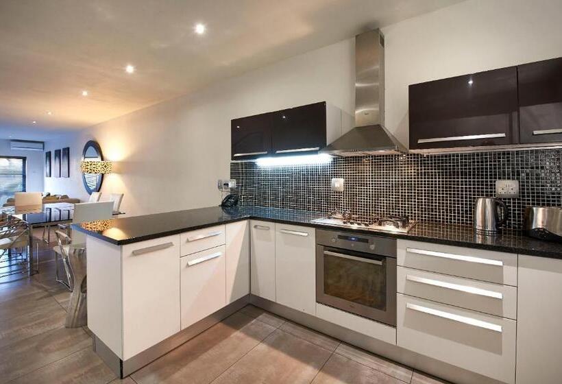 ویلای 4 خوابه, Dynasty Forest Sandown Serviced Apartments & Self Catering