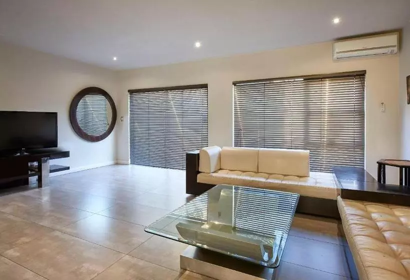 バルコニー付き１ベッドルームアパートメント, Dynasty Forest Sandown Serviced Apartments & Self Catering