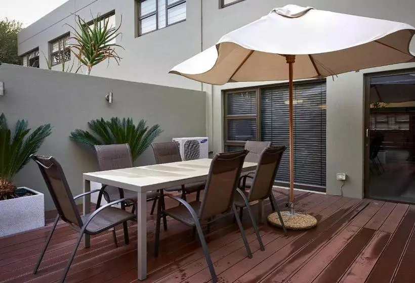 バルコニー付き１ベッドルームアパートメント, Dynasty Forest Sandown Serviced Apartments & Self Catering