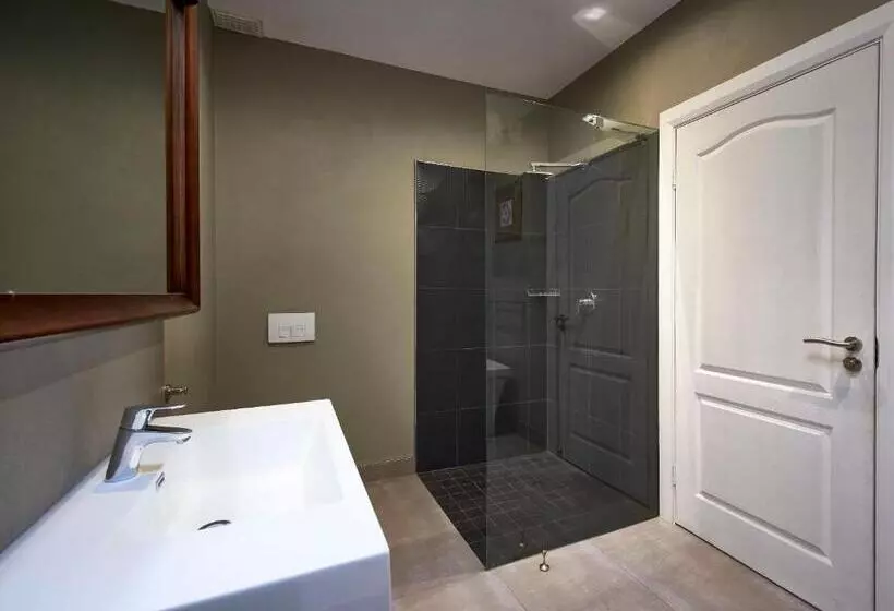 バルコニー付き１ベッドルームアパートメント, Dynasty Forest Sandown Serviced Apartments & Self Catering
