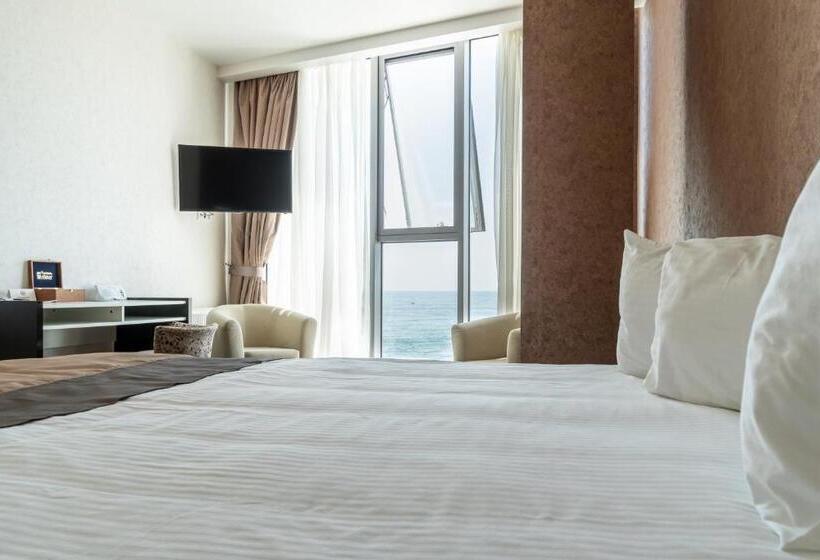 استودیوی استاندارد با چشمانداز دریا, Boutique Hotel Portofino