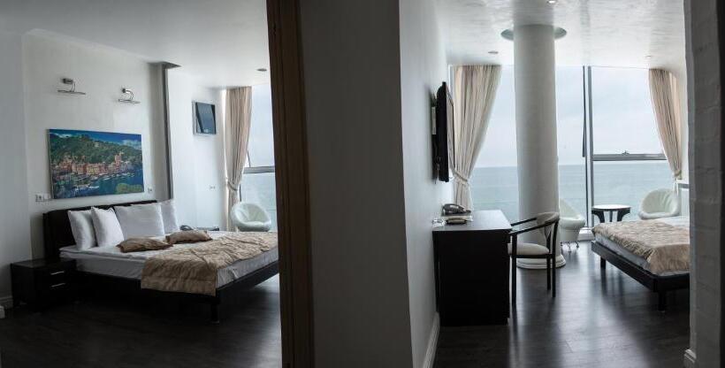 اتاق خانوادگی با چشمانداز دریا, Boutique Hotel Portofino