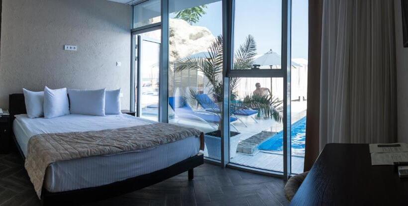 سوییت خانوادگی, Boutique Hotel Portofino