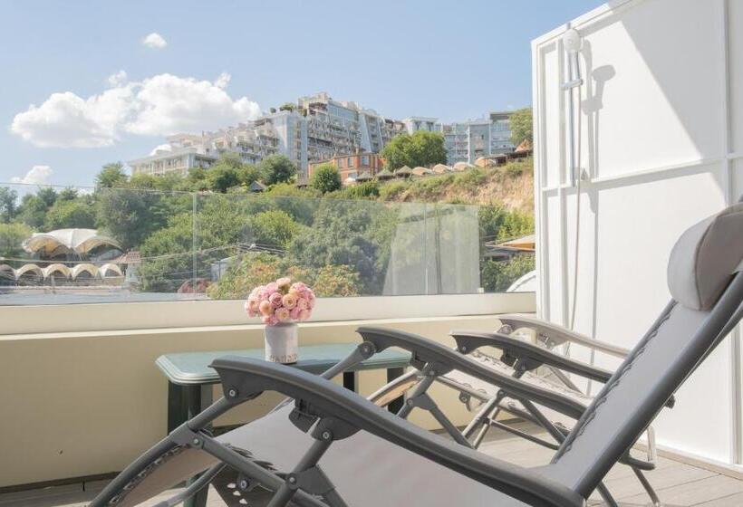 اتاق سوپریور با چشمانداز شهر, Boutique Hotel Portofino