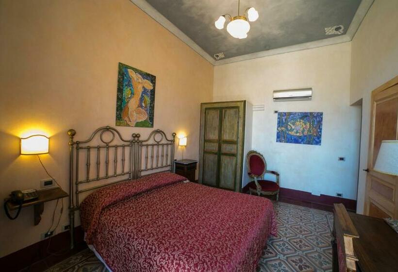 חדר סטנדרט, Henry's House