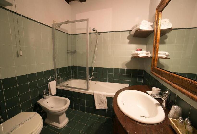 חדר סטנדרט צדדי נוף לים, Henry's House