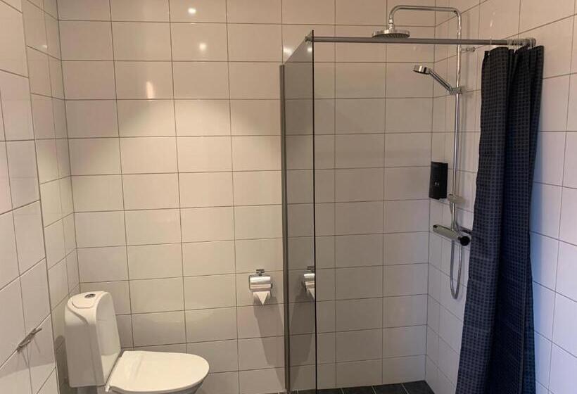 디럭스 룸, L Esplanad