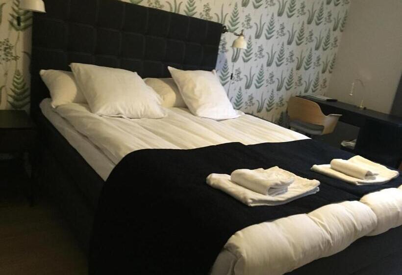 חדר דלוקס, L Esplanad