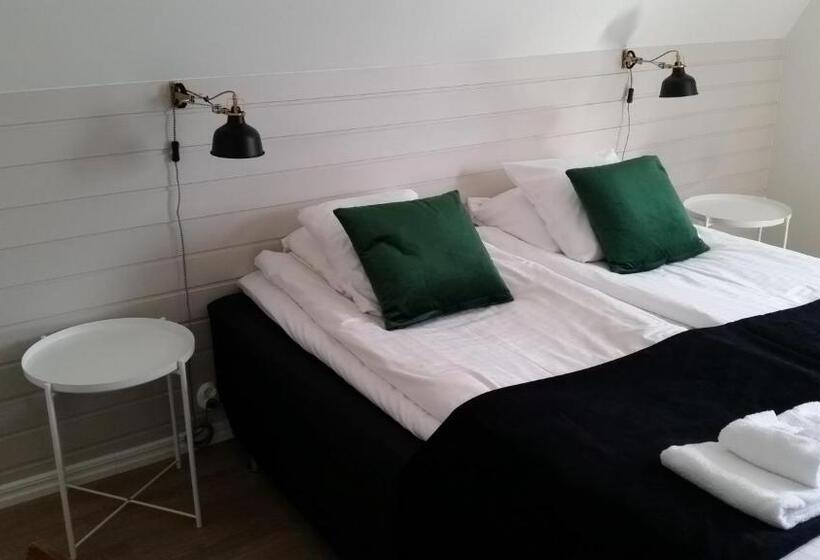 חדר דלוקס, L Esplanad