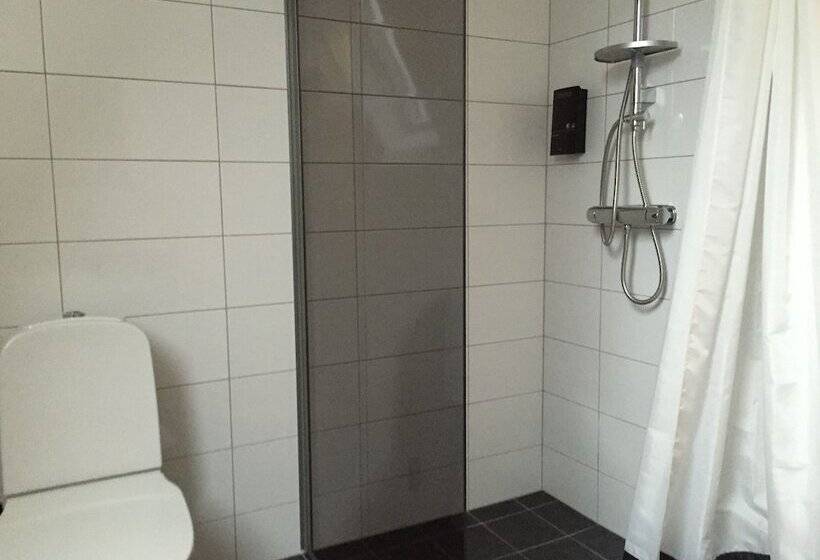 חדר סטנדרט, L Esplanad