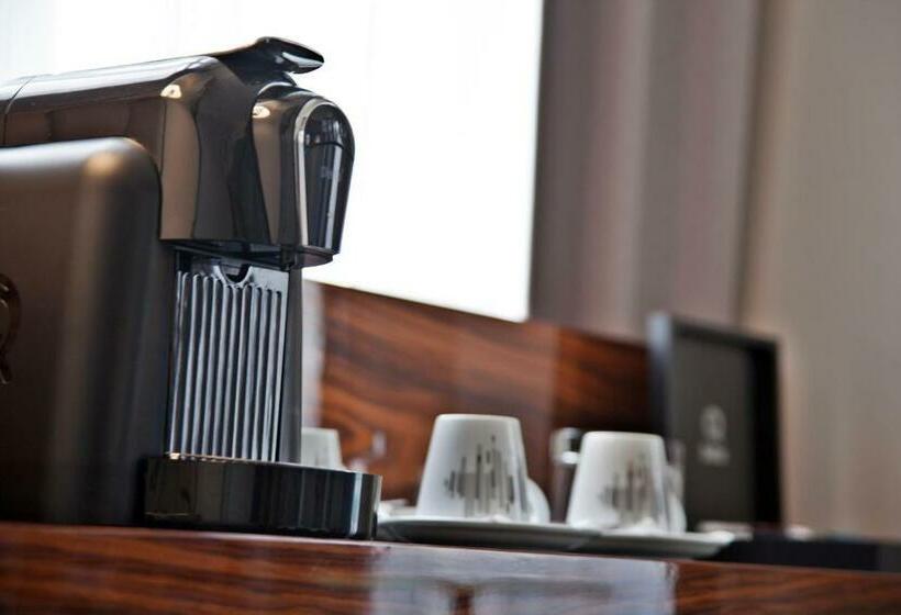 اتاق اجرایی یک تخته, Turim Terreiro Do Paço