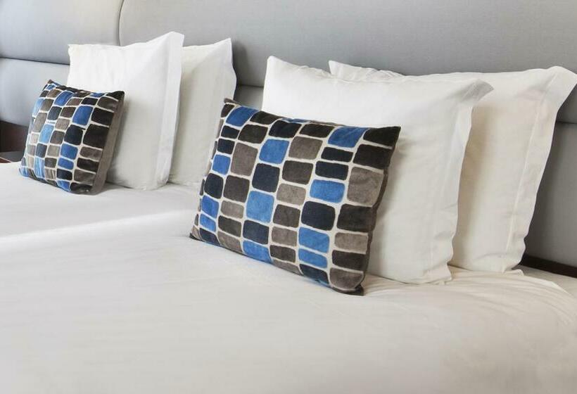 اتاق سوپریور یک تخته, Turim Terreiro Do Paço