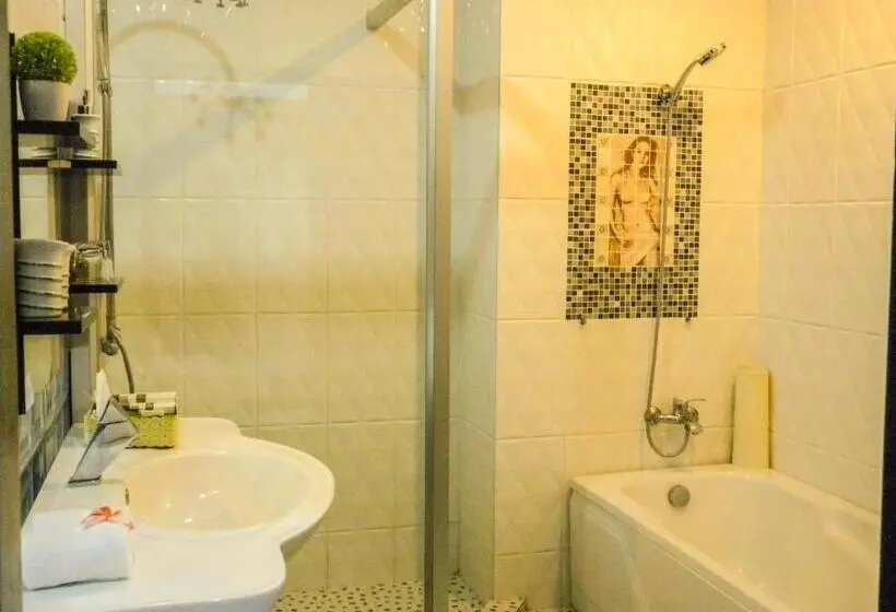 اتاق لوکس یک تخته, Vimean Sovannaphoum Resort